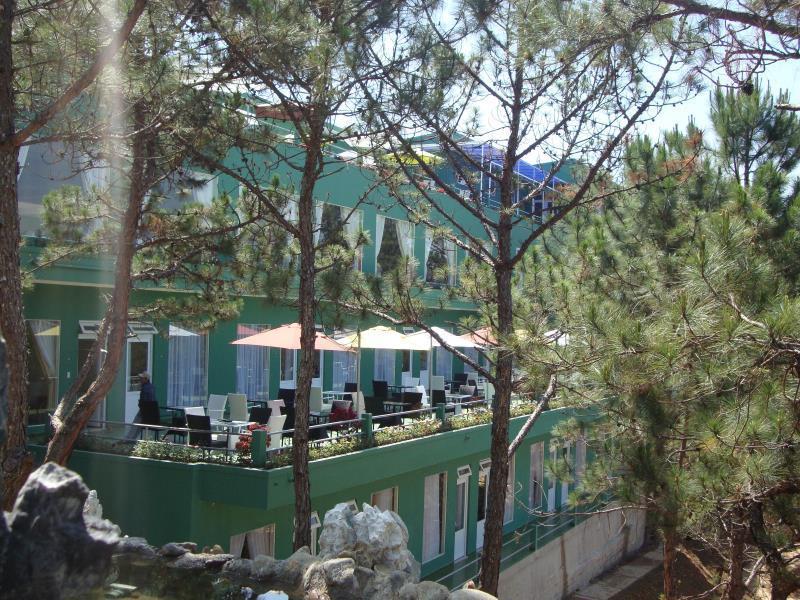 Rung Hoa Hotel Da Lat Exterior photo